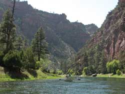 B-126 - Fly Fishing On The Green River